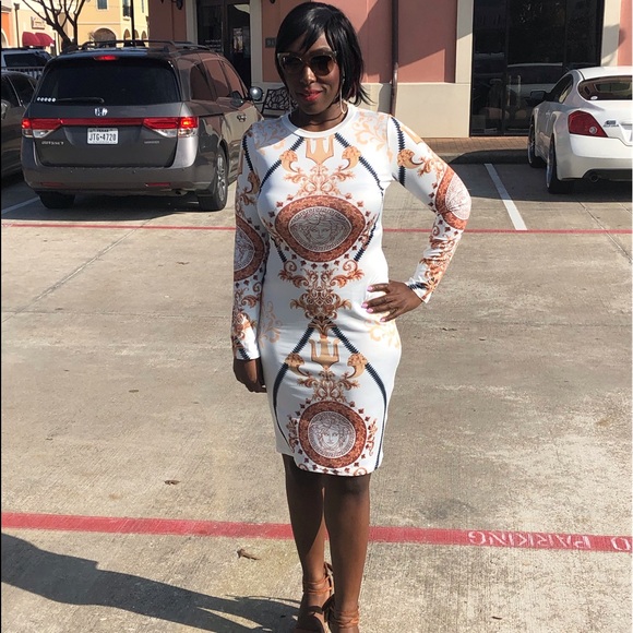 Trending Times Dresses & Skirts - PRINT DESIGN BODY CON MIDI DRESS